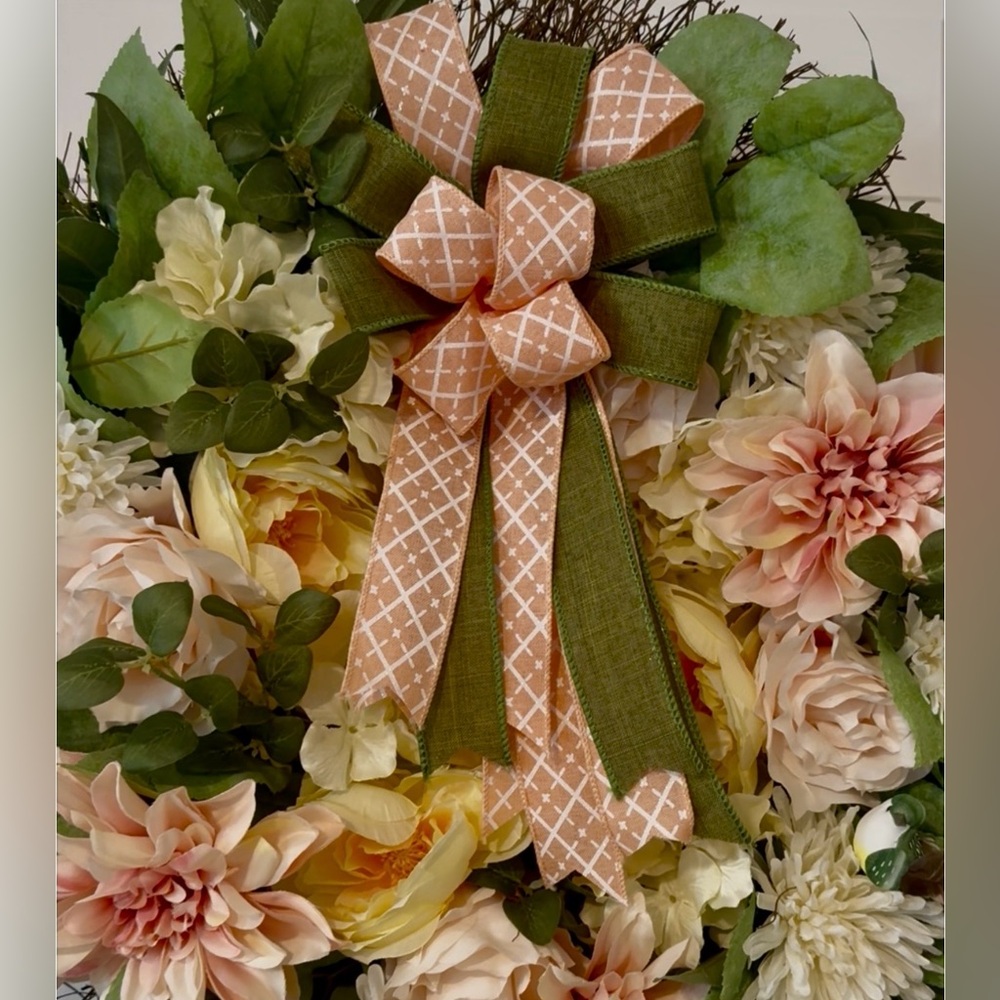 Elegant Green and Peach Holiday Wreath